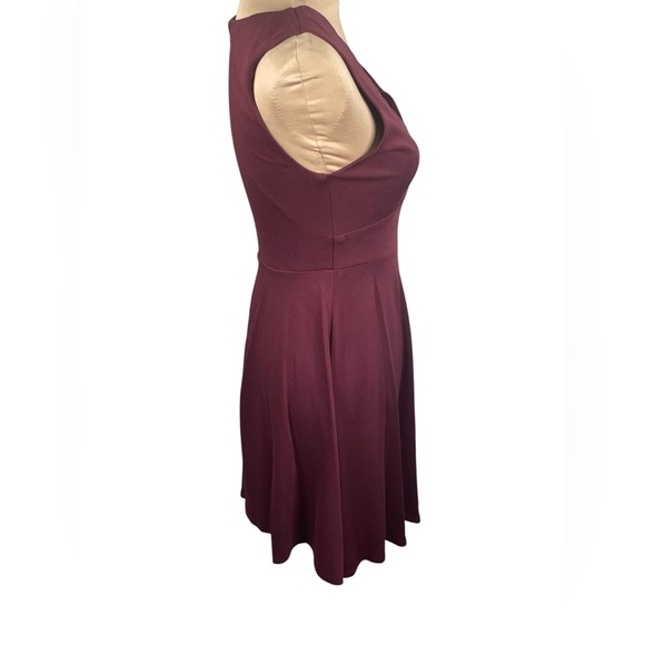 Altar'd State maroon Mini Skater Sleeveless Dress with Scallop V-Neck Small - Picture 3 of 6